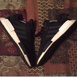 Black adidas NMD 🖤